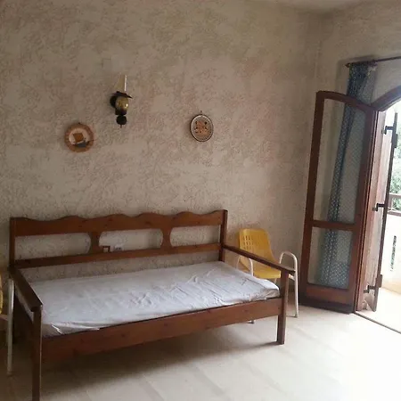 Hotel apartamentowy Irene 2*